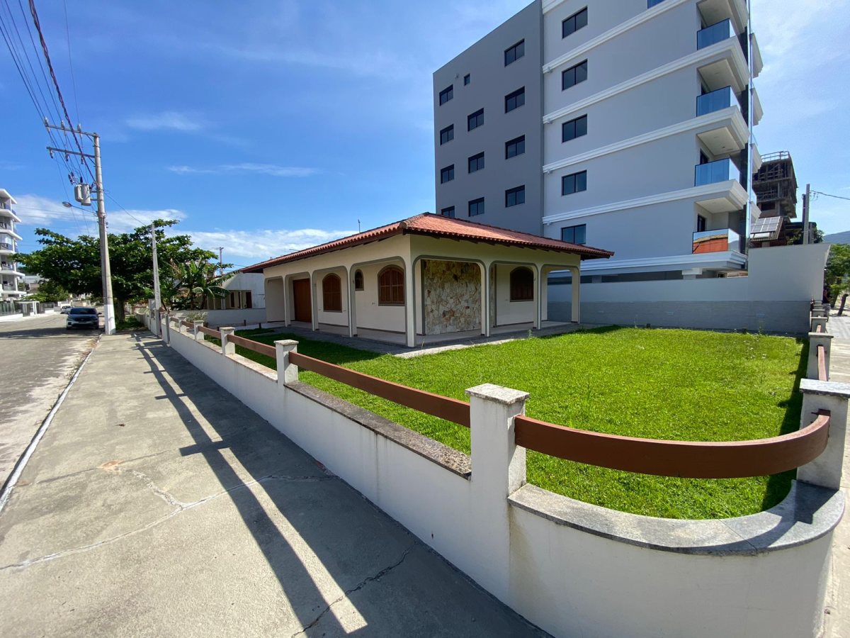 Casa Residencial Rua Guarapuvu Praia Grande  Governador Celso Ramos Santa Catarina