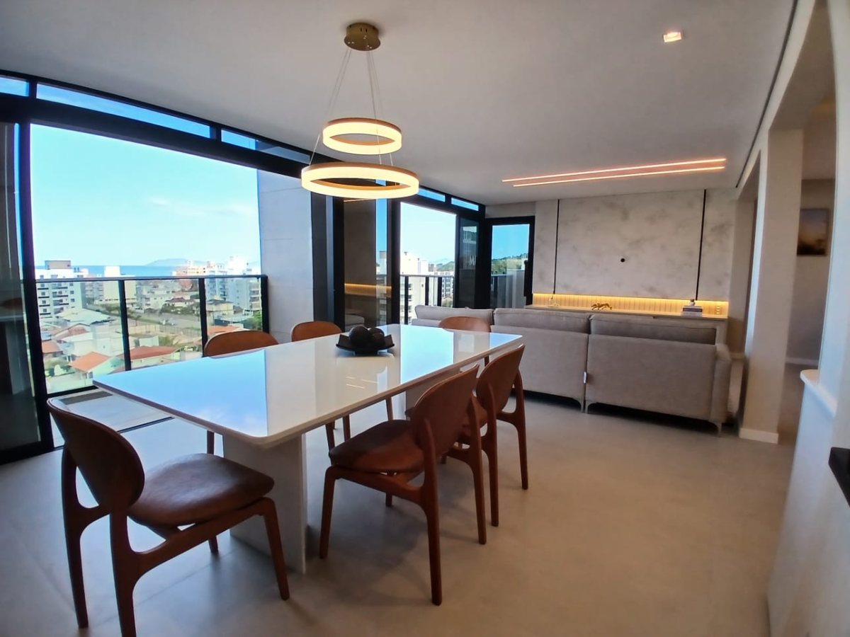 Cobertura R. TUCANO, Praia Grande Governador Celso Ramos Santa-Catarina