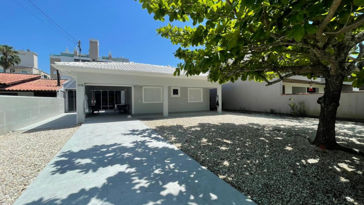 Casa Residencial Av. Caravelas Praia Grande Governador Celso Ramos Santa Catarina